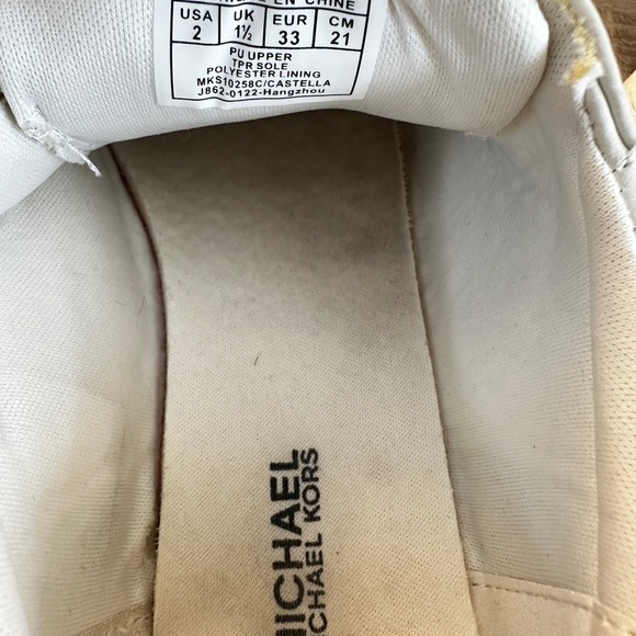 Michael Kors Kids Sneakers in White and Tan - Picture 6 of 6